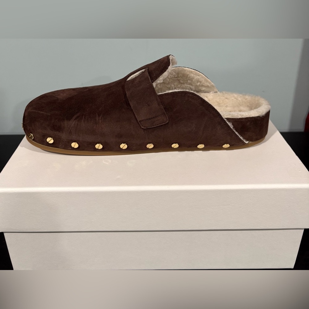 Veronica Beard Fern Shearling Clog | Color:
Espresso | size: 7M